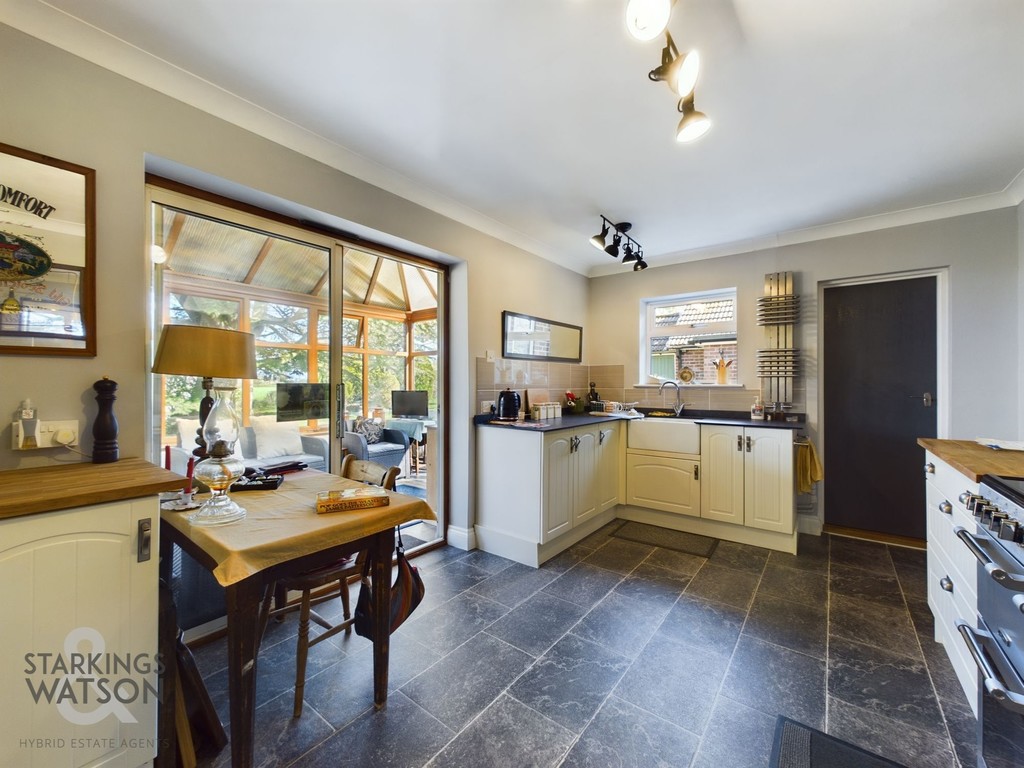 18147 Mill Road Diss Starkings & Watson