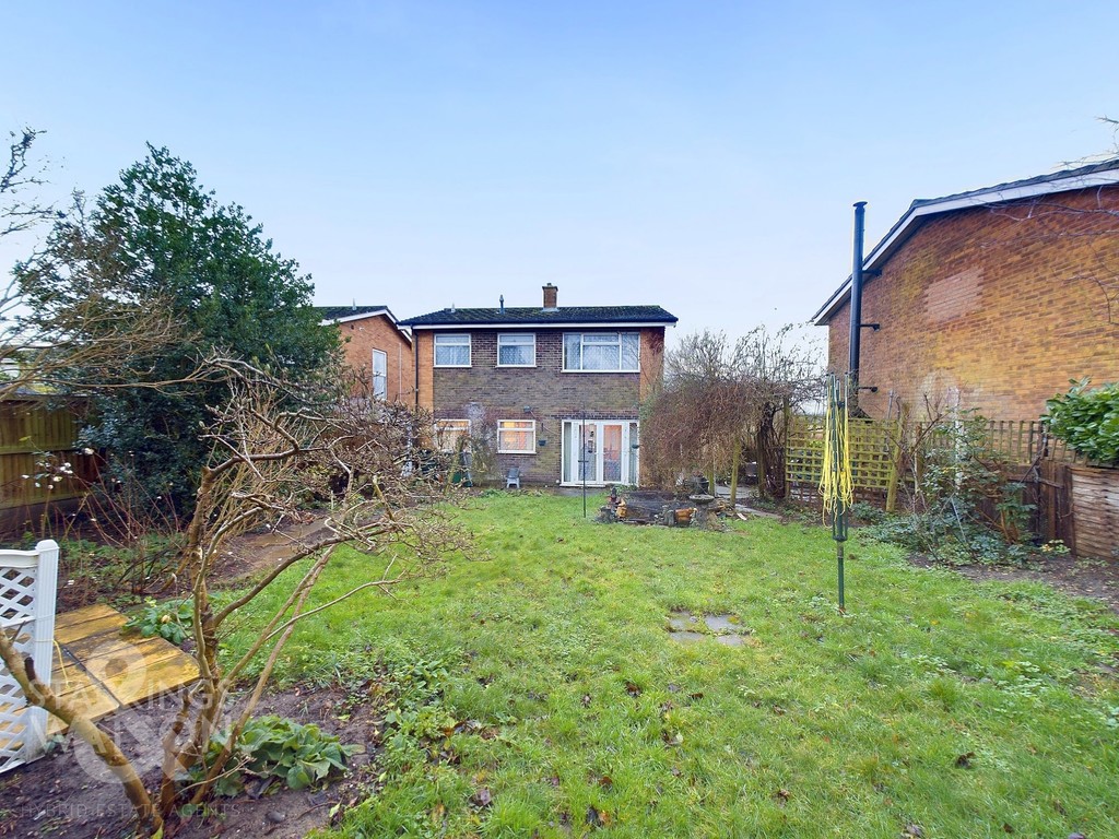 21880 Chapel Lane Wymondham Starkings & Watson