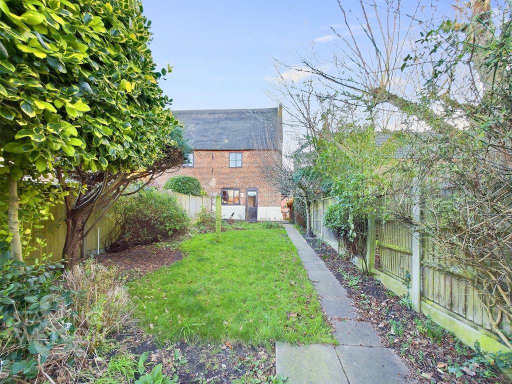 22080 Garden Court Norwich Starkings & Watson